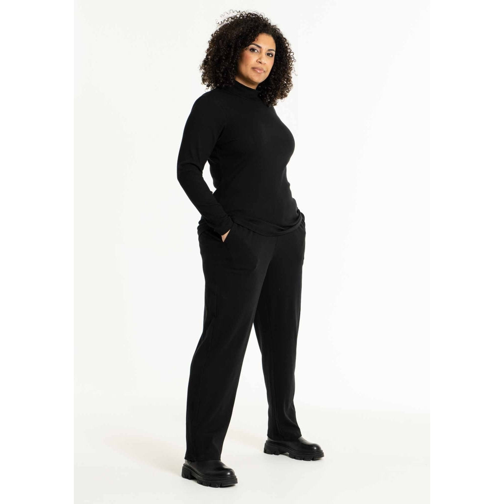 Studio SAlbine Rib staight leg trousers Trousers Black