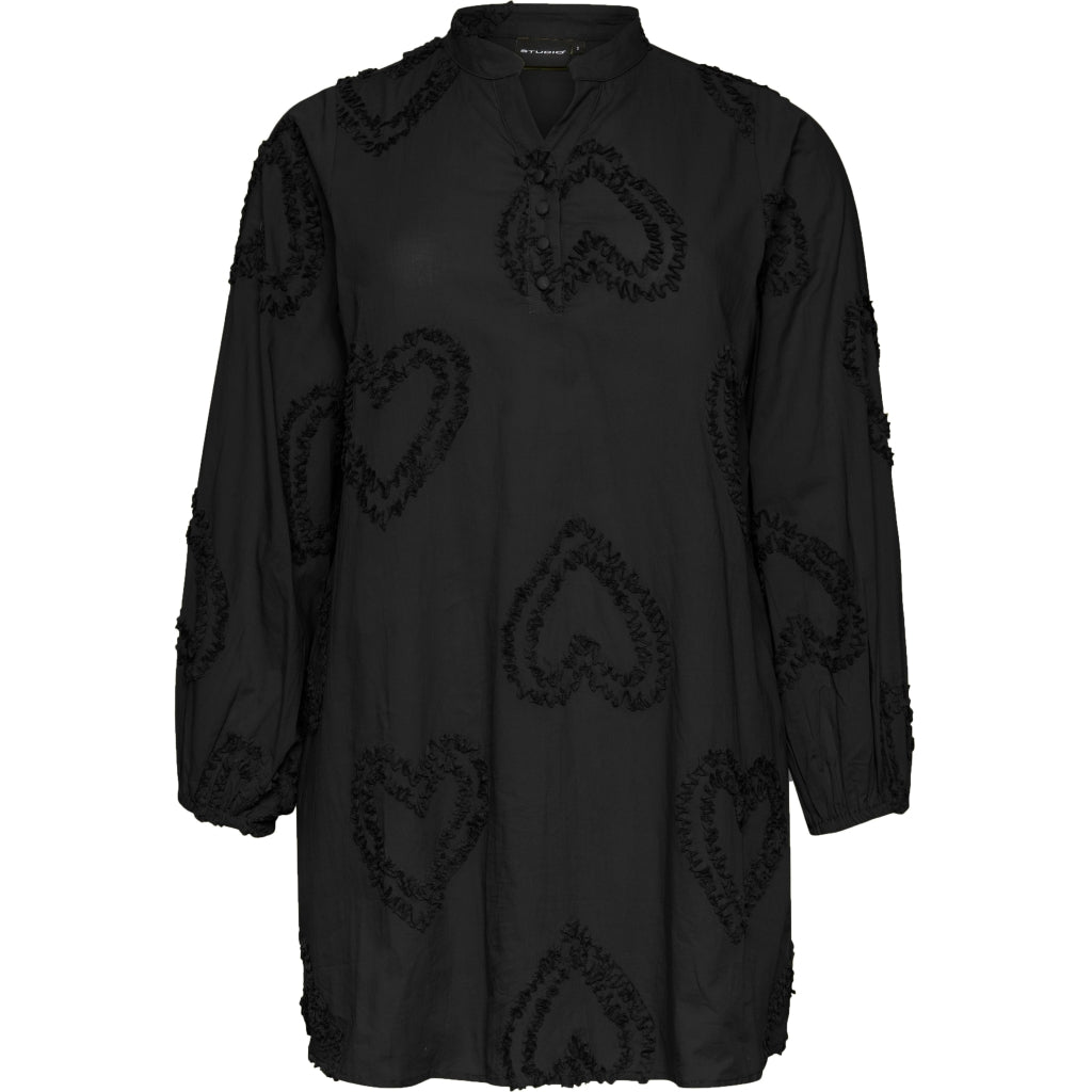 Studio SAria Tunic with hearts Tunic Black