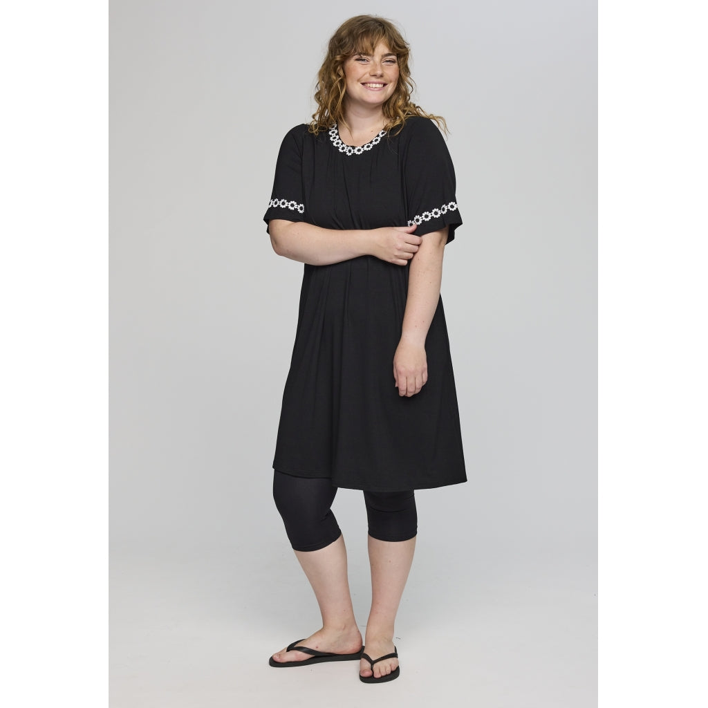 Studio SBlair Dress Dress black with white flowers
