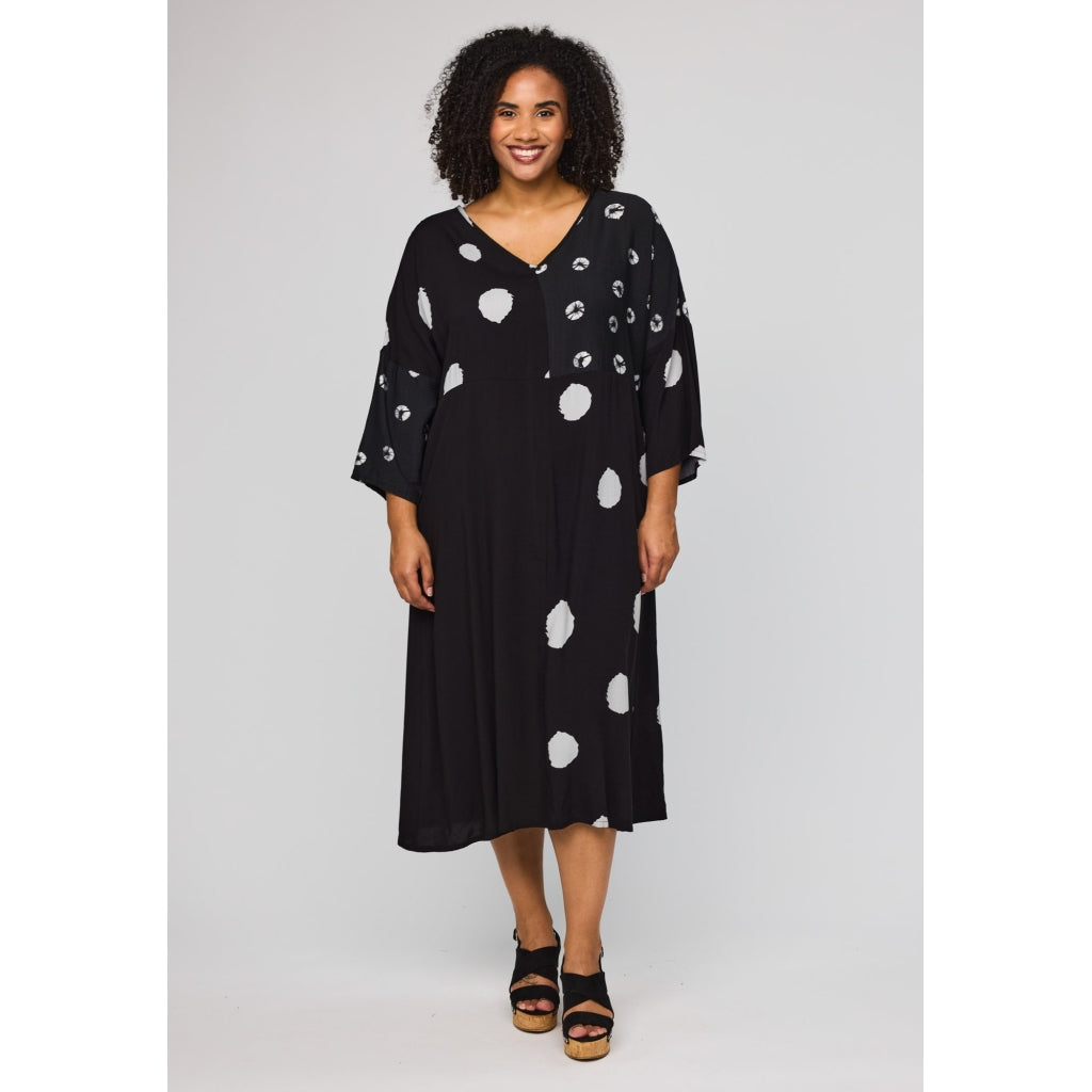 Studio SCara Dress Tunic Black with dots