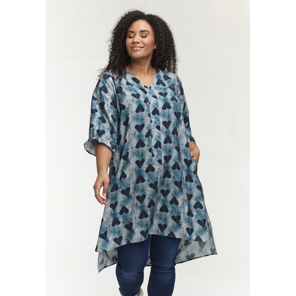 Studio SElma Tunic Tunic Navy hearts