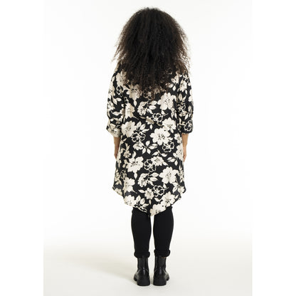 Studio SJuline Tunic Tunic Black with offwhite flower
