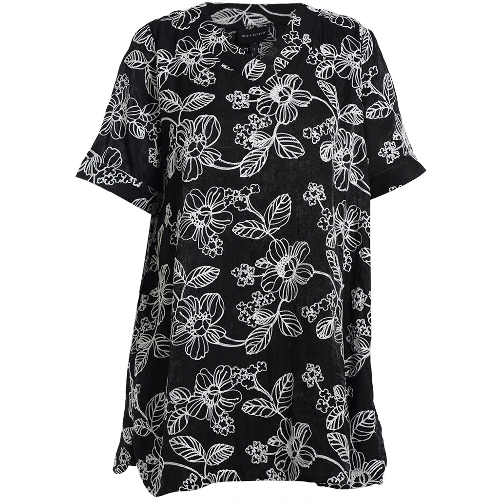 Studio SKira Shirt Shirt Black with white embroidery