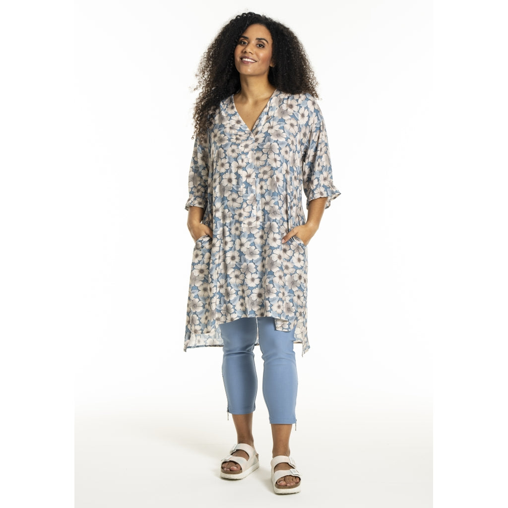 Studio SLena pants with zipper 7/8 Pant light Blue