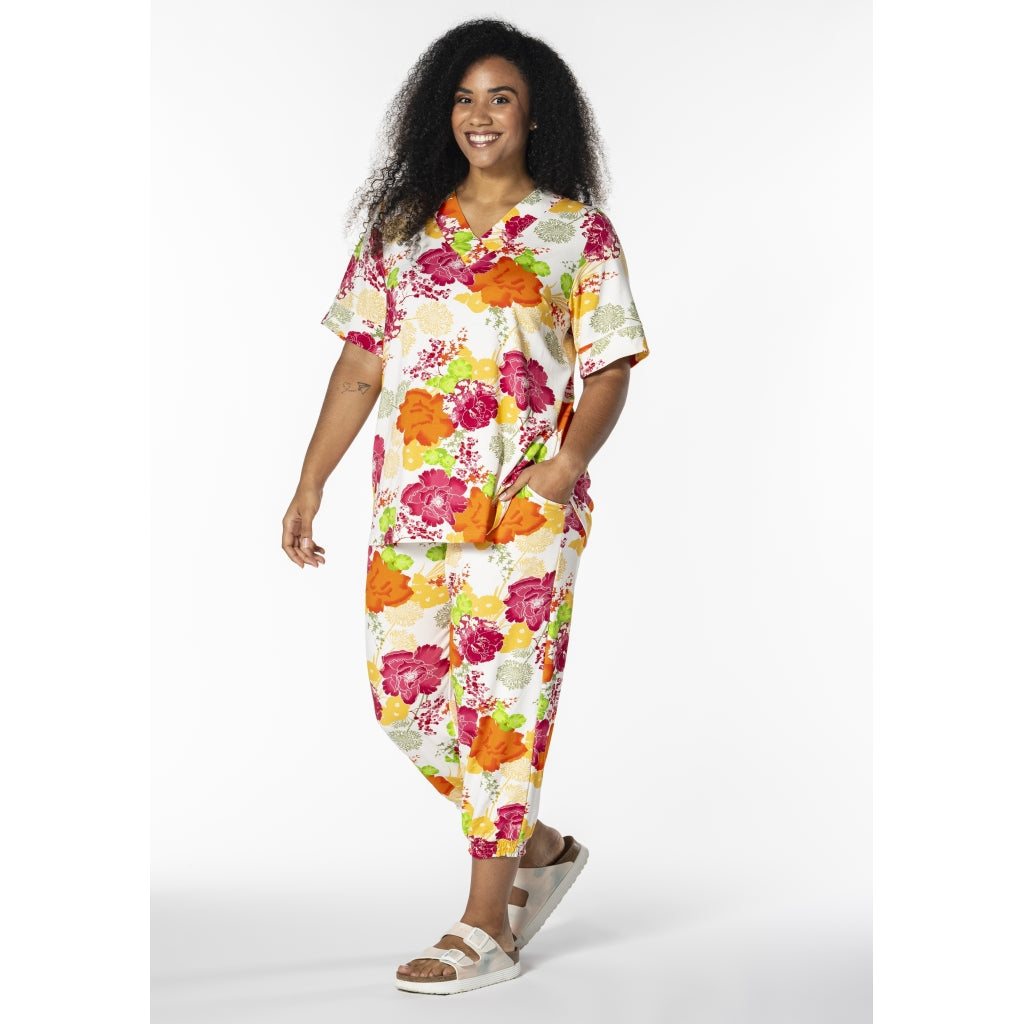 Studio SVitta Blouse Blouse White with multi flowers