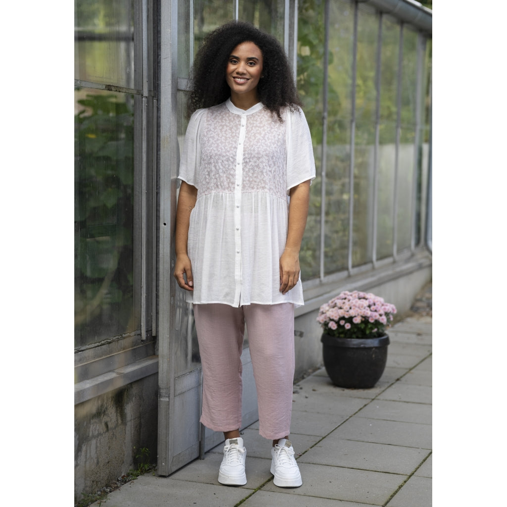Studio Skatty Tunic Tunic White + pink stitch flower